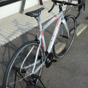 2018ピナレロ　ガン入荷してきました。